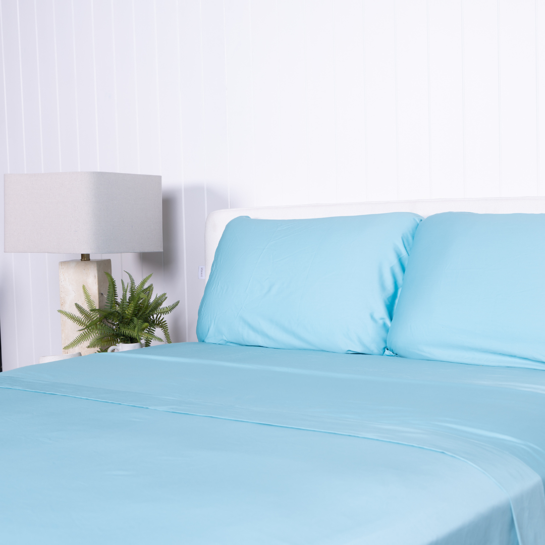 a serene sky blue colourway inspired by the white sands and turquoise waters of the Bahamas, echoing the natural beauty of these iconic islands. The Bahamas Collection is available in complete sets, fitted sheets, and pillowcases.