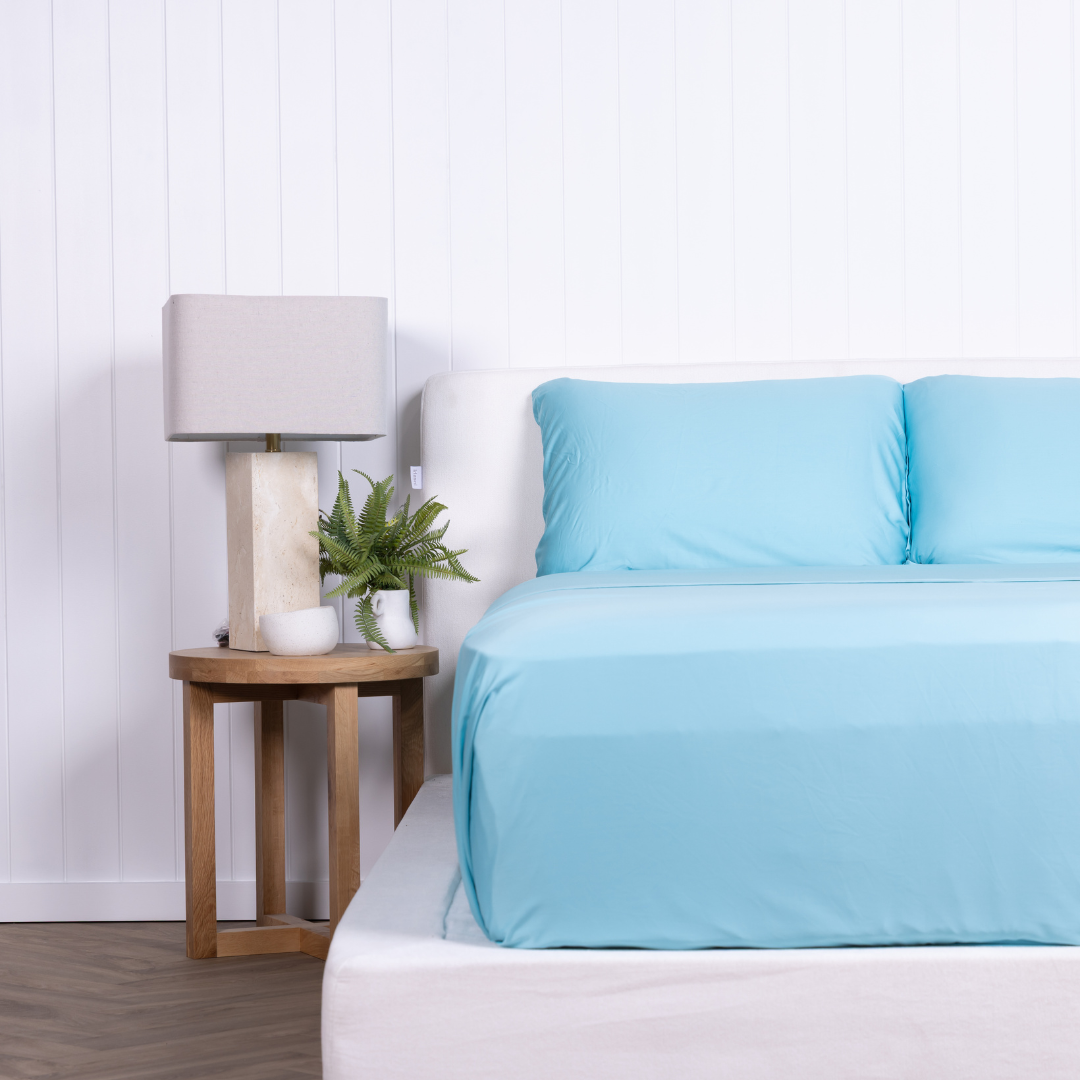a serene sky blue colourway inspired by the white sands and turquoise waters of the Bahamas, echoing the natural beauty of these iconic islands. The Bahamas Collection is available in complete sets, fitted sheets, and pillowcases.