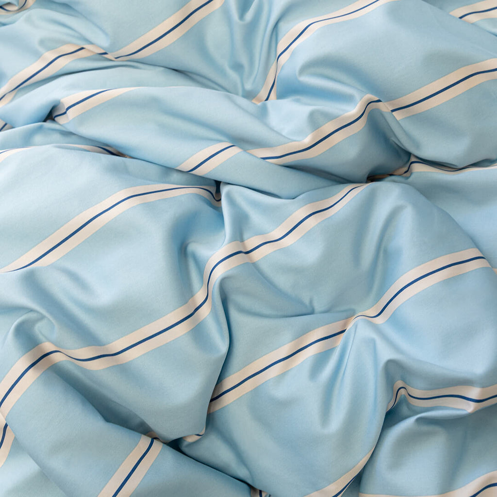 Lake Austin Magnetic Clip & Zip Duvet Cover