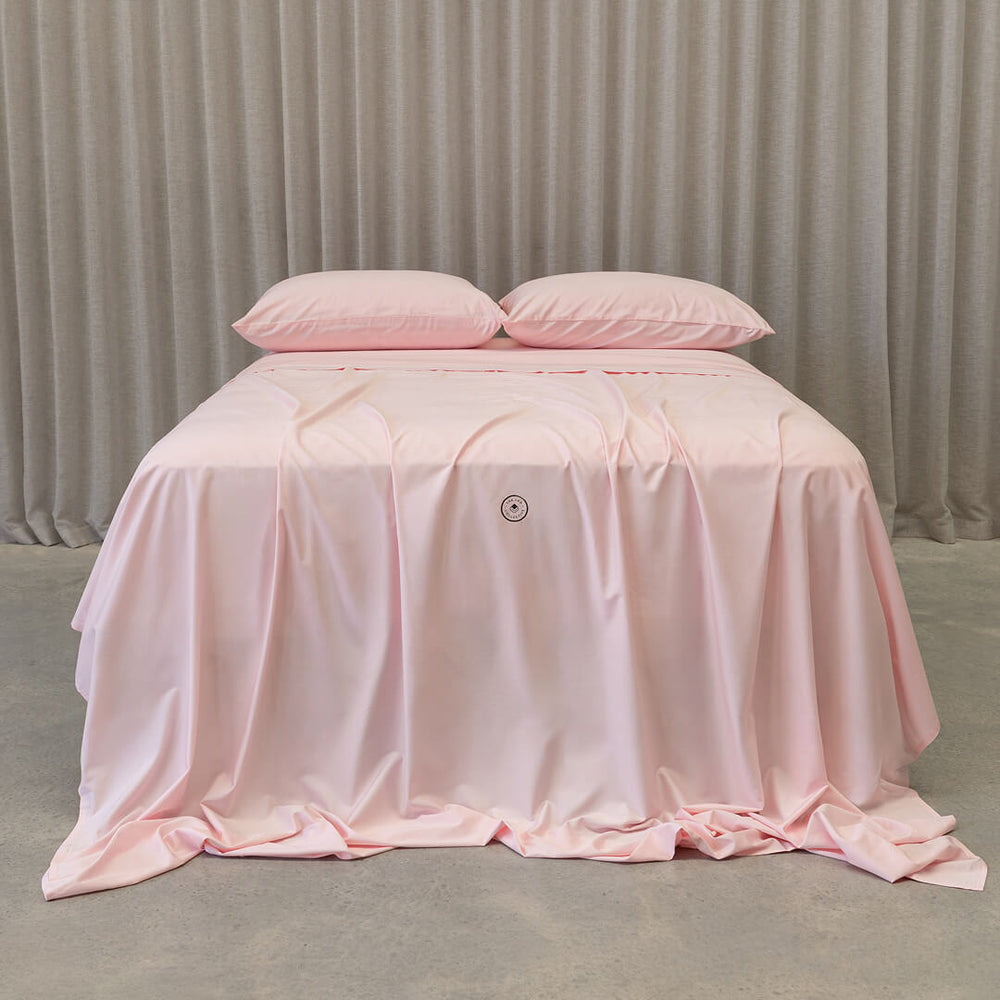 Center-aligned flat sheet — South Padre pink sheet set